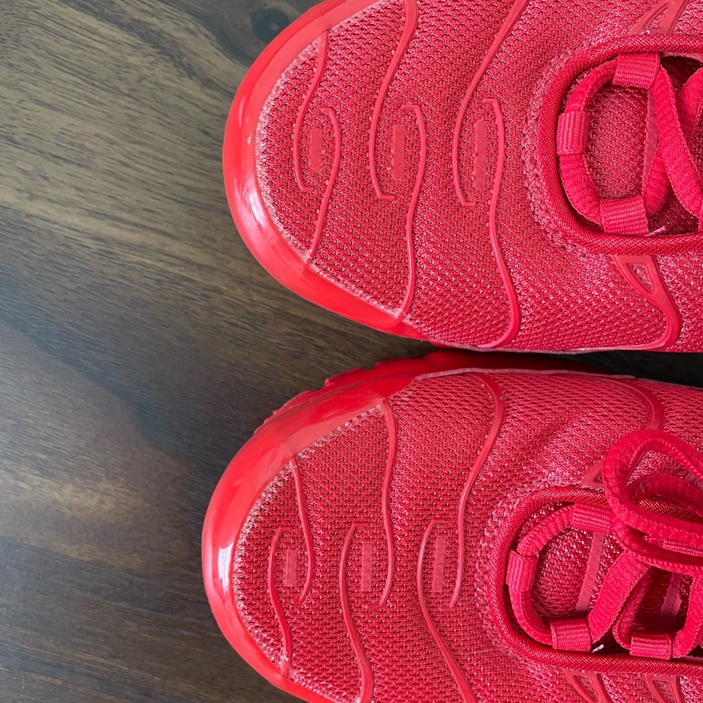 Nike Air Max Plus Low Red - Picture 7 of 10